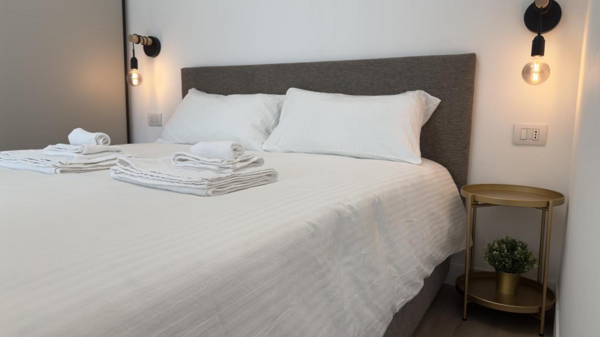 Apartment Bilocale Moderno Con Parcheggio E Self Check-in Fiera & Citylife Mailand